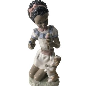 LLADRO SHARING SWEETS--Out of inventory